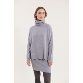 Lise Short T-Neck Light Grey Melange